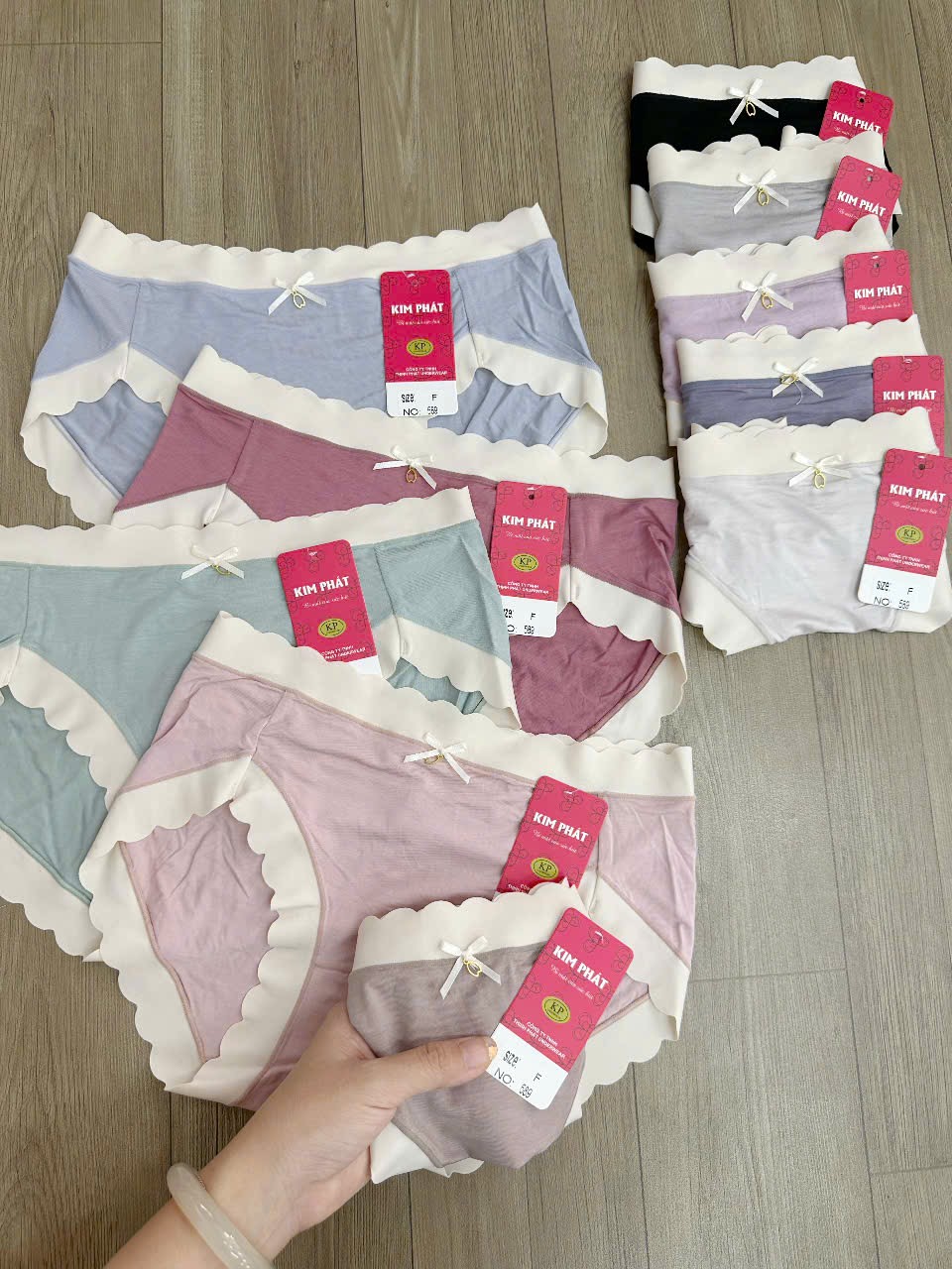 Block 5 cái quần cotton lụa mã 589