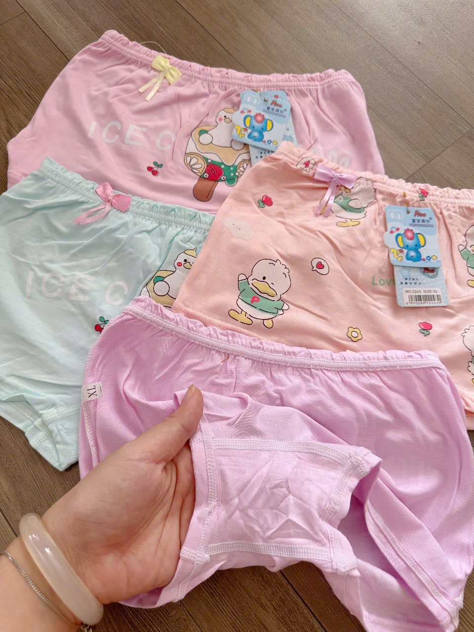 Block 5 cái quần lót đùi cotton cho bé gái mã 0243